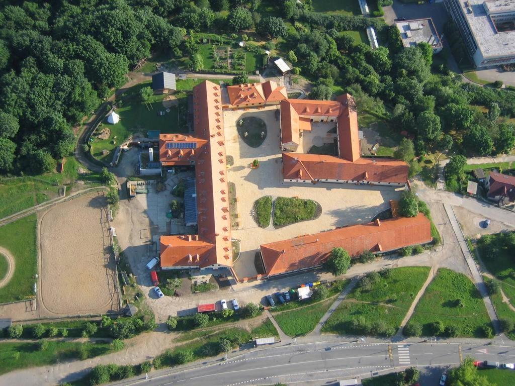Ubytovna Toulcuv Dvur Prag Exterior foto